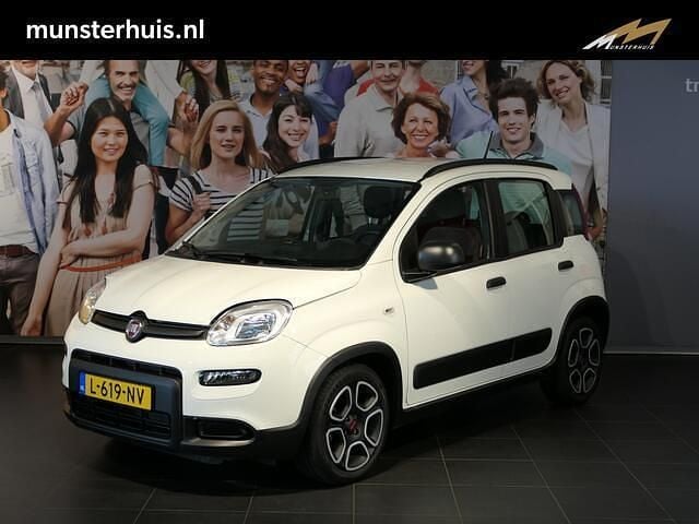 Wit Gebruikt 2021 Fiat Panda City Life Hatchback | € 12.745 (Eerlijke prijs) - Afbeelding 1/4