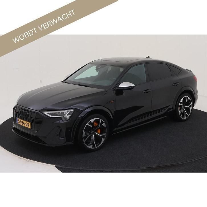 Zwart Gebruikt 2023 Audi e-tron Sportback S-Line SUV | € 48.640 (Eerlijke prijs) - Afbeelding 1/1