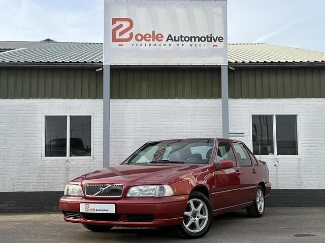 Rood Gebruikt 1999 Volvo S70 Sedan | € 4.995 - Afbeelding 1/4