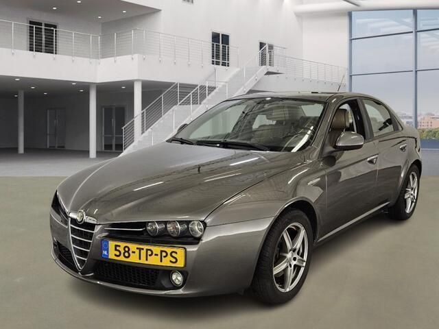 Grijs Gebruikt 2007 Alfa Romeo 159 Business Sedan | € 3.750 - Afbeelding 1/4