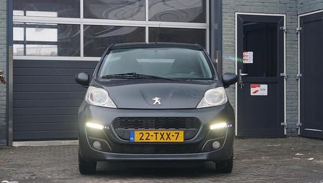 Occasion Peugeot 107 Active 68 PK (50 kW) 2012 Grijs Hatchback