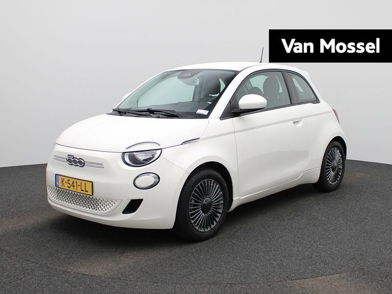 Wit Gebruikt 2020 Fiat 500e Business Hatchback | € 15.400 (Eerlijke prijs) - Afbeelding 1/4