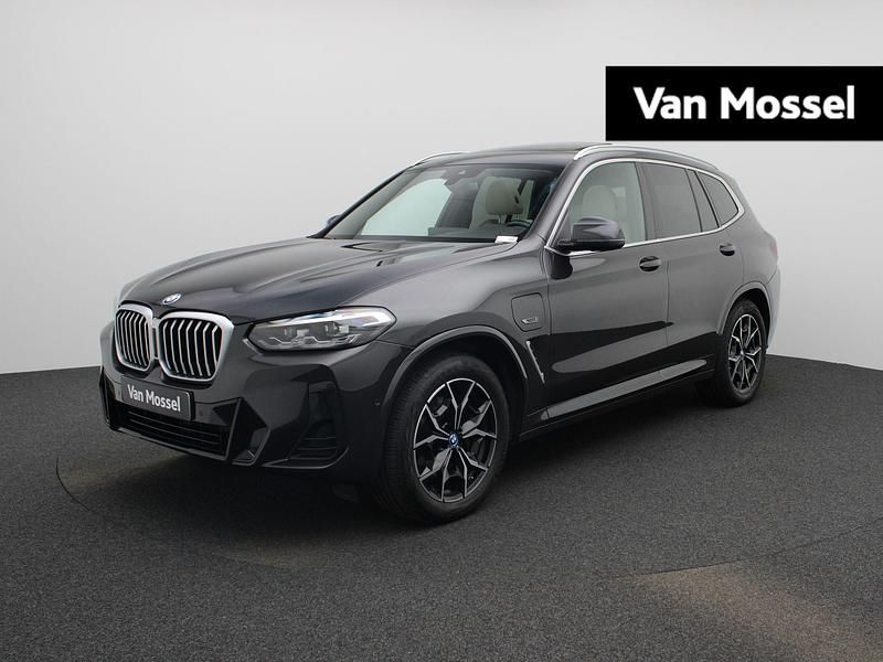Grijs Gebruikt 2022 BMW X3 M Sport SUV | € 40.900 (Eerlijke prijs) - Afbeelding 1/4