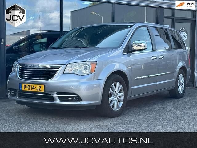 Grijs Gebruikt 2015 Chrysler Town & Country MPV | € 14.888 - Afbeelding 1/4
