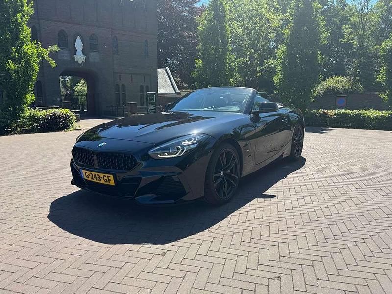 Zwart Gebruikt 2019 BMW Z4 Efficient Dynamics Cabriolet | € 38.880 (Eerlijke prijs) - Afbeelding 1/4