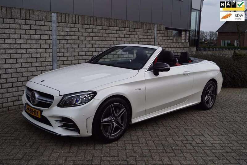 Wit, metallic lak Gebruikt 2020 Mercedes C43 AMG AMG Cabriolet | € 71.850 - Afbeelding 1/4