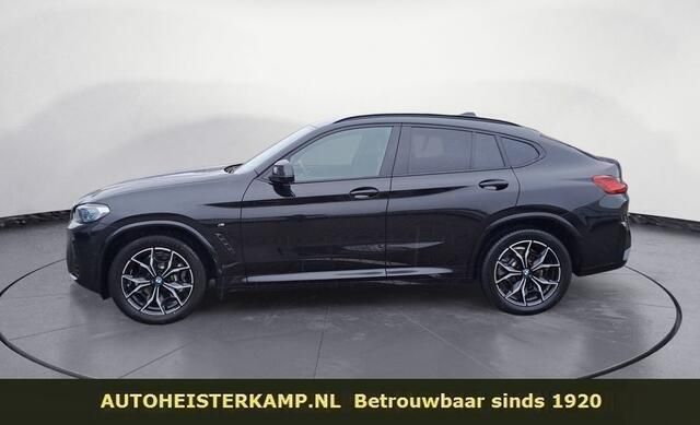 Zwart Gebruikt 2024 BMW X4 M Sport SUV | € 73.950 (Duur) - Afbeelding 1/4