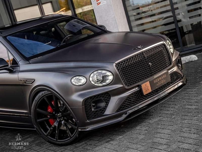 Occasion Bentley Bentayga 552 PK (405 kW) 2022 Grijs SUV