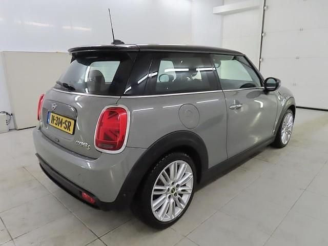 Occasion Mini Cooper Essential 135 kW (184 PK) 2020 Grijs Hatchback
