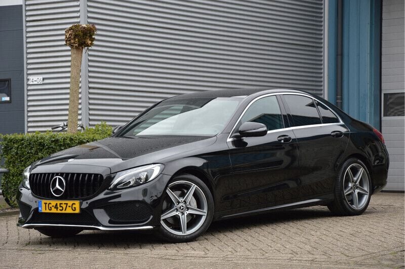 Zwart Gebruikt 2018 Mercedes C180 Business Sedan | € 25.950 (Eerlijke prijs) - Afbeelding 1/4