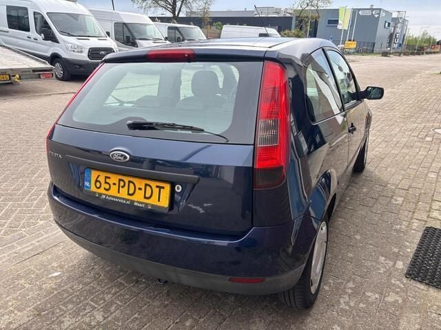 Occasion Ford Fiesta Celebration 69 PK (50 kW) 2004 Blauw Hatchback