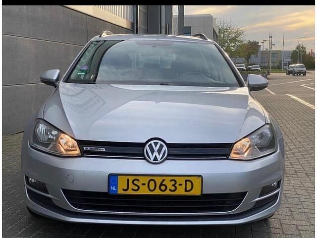 Grijs Gebruikt 2016 VW Golf VII Trendline Stationwagen | € 6.950 (Goede deal) - Afbeelding 1/4