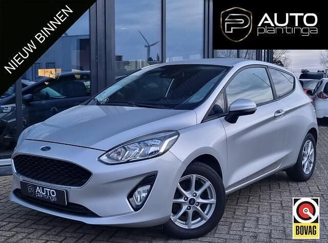 Grijs Gebruikt 2018 Ford Fiesta Trend Hatchback | € 7.995 (Iets duurder) - Afbeelding 1/4