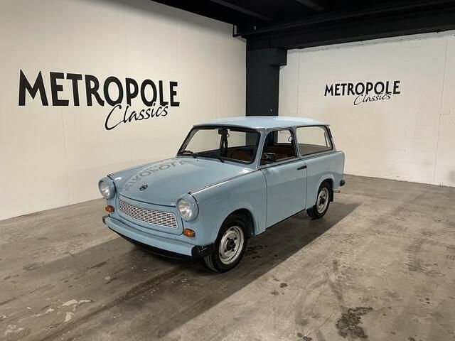 Blauw Gebruikt 1989 Trabant 601 Stationwagen | € 17.500 - Afbeelding 1/4