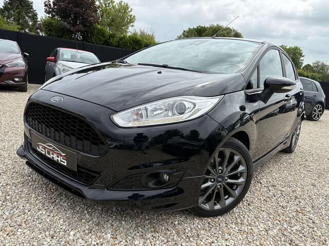 Zwart Gebruikt 2017 Ford Fiesta ST-Line Hatchback | € 9.990 (Goede deal) - Afbeelding 1/4