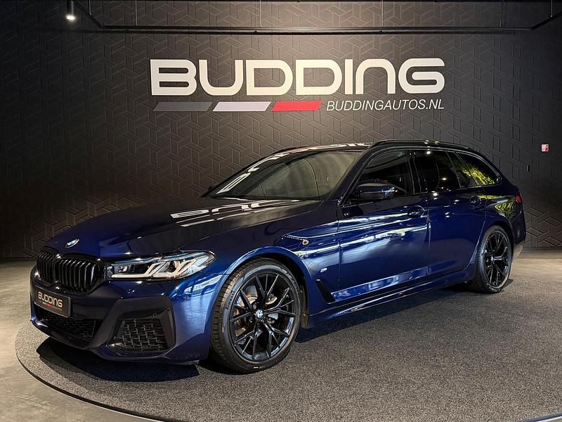 Blauw Gebruikt 2022 BMW 520 Efficient Dynamics Stationwagen | € 35.950 (Eerlijke prijs) - Afbeelding 1/4