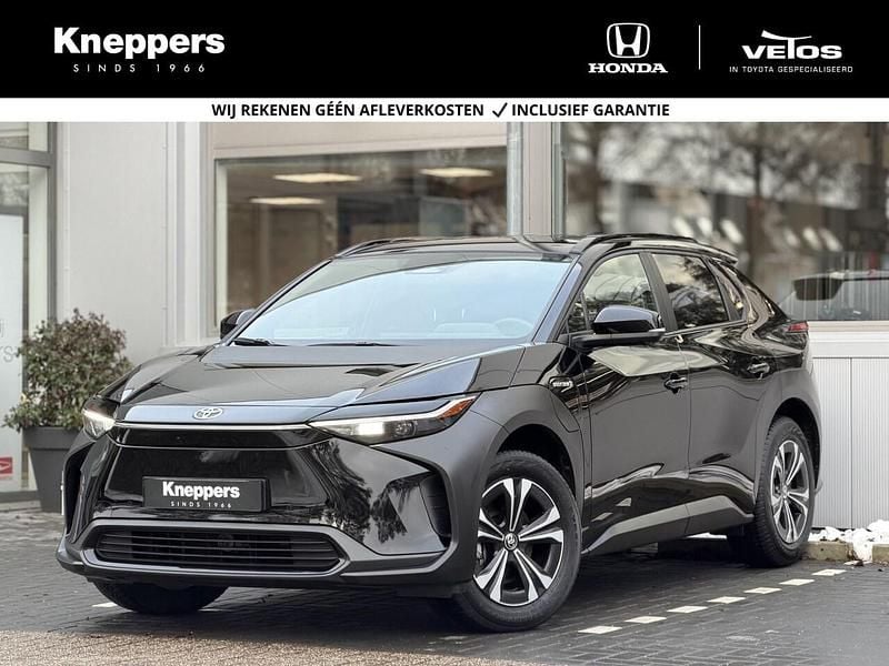 Zwart Occasion 2024 Toyota bZ4X SUV | € 33.900 (Super prijs) - Afbeelding 1/4