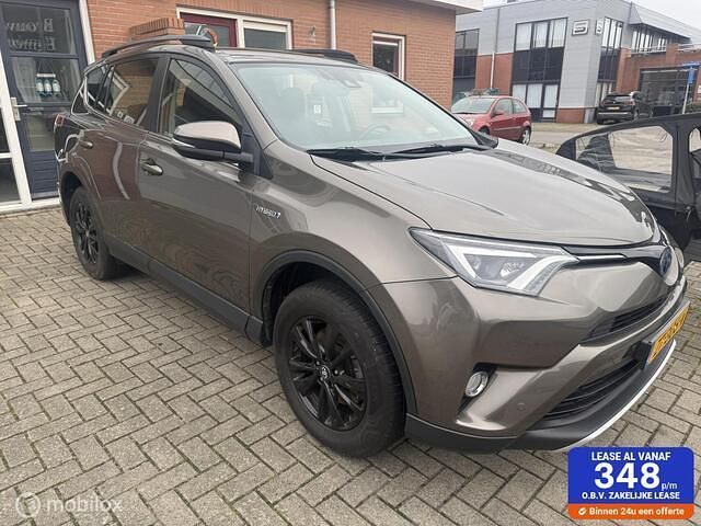 Bruin Gebruikt 2016 Toyota RAV4 SUV | € 21.500 - Afbeelding 1/4