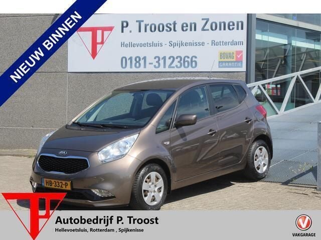 Bruin Gebruikt 2015 Kia Venga Hatchback | € 14.450 (Eerlijke prijs) - Afbeelding 1/4