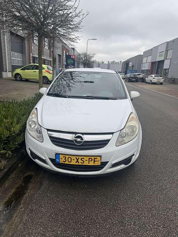Occasion Opel Corsa Business 80 PK (58 kW) 2007 Wit Hatchback