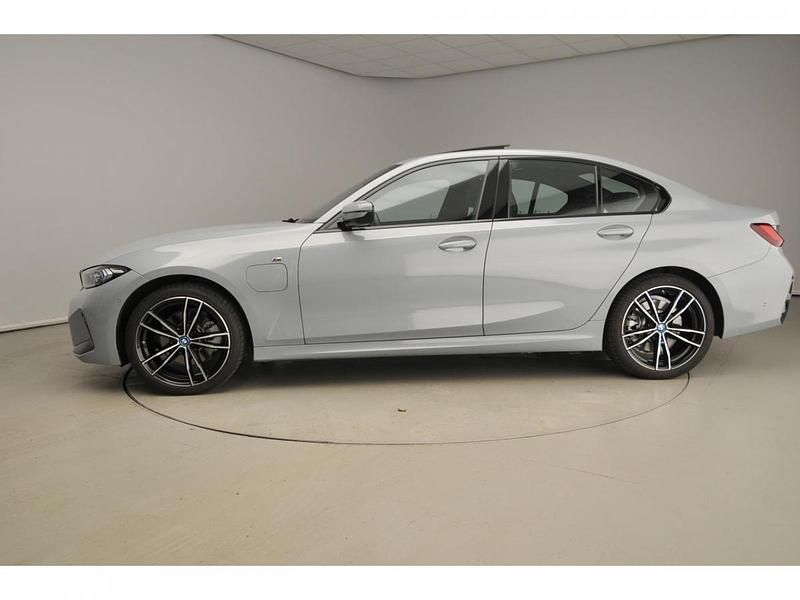 Occasion BMW 320e M Sport 204 PK (150 kW) 2024 Grijs Sedan