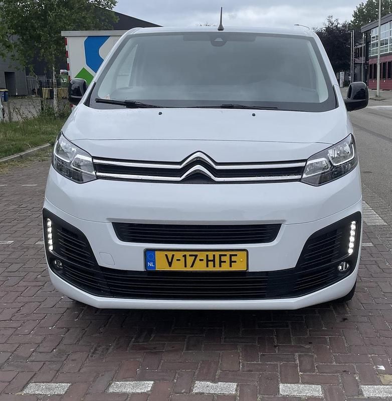 Wit Gebruikt 2024 Citroën Jumpy MPV | € 23.000 (Super prijs) - Afbeelding 1/4