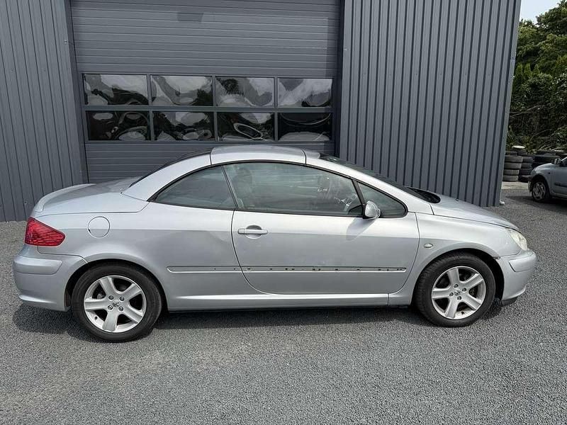 Occasion Peugeot 307 CC 136 PK (100 kW) 2004 Grijs Cabriolet