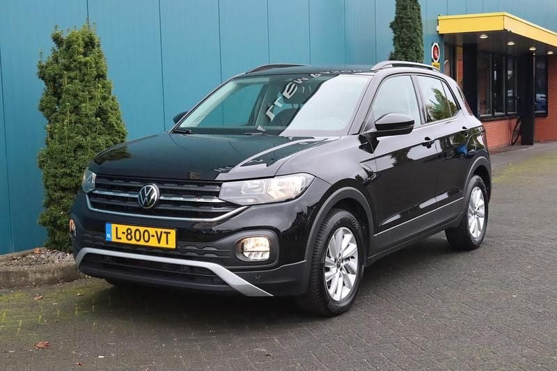Zwart Gebruikt 2021 VW T-Cross Executive SUV | € 18.950 (Eerlijke prijs) - Afbeelding 1/4