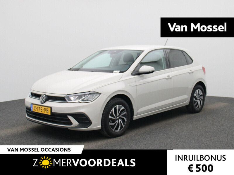 Grijs Gebruikt 2024 VW Polo Life Hatchback | € 24.900 (Iets duurder) - Afbeelding 1/4