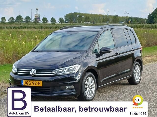 Zwart Gebruikt 2018 VW Touran Comfortline MPV | € 21.950 (Goede deal) - Afbeelding 1/4