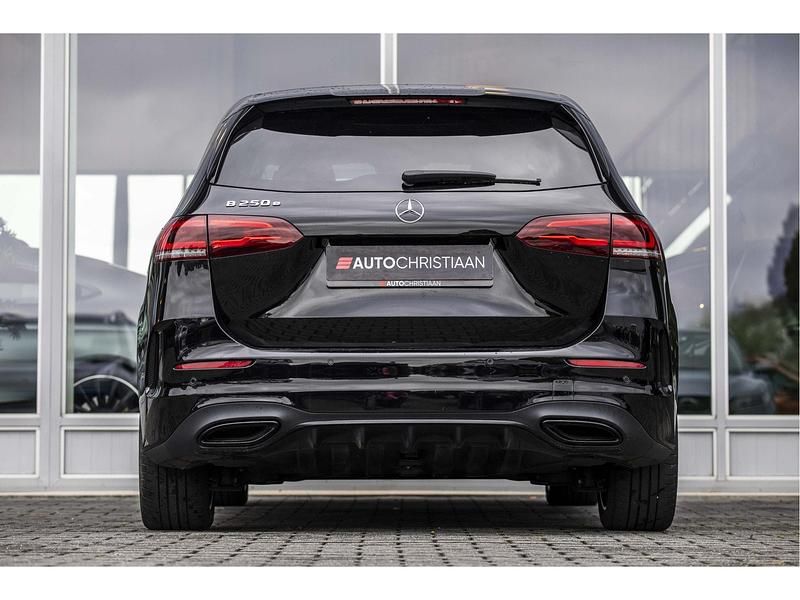 Occasion Mercedes B250 Premium Plus 218 PK (160 kW) 2022 Zwart MPV