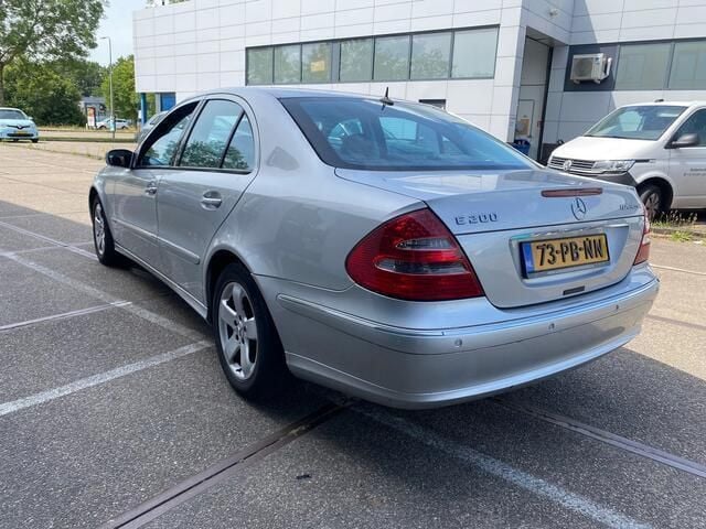 Occasion Mercedes E200 Avantgarde 163 PK (119 kW) 2004 Grijs Sedan