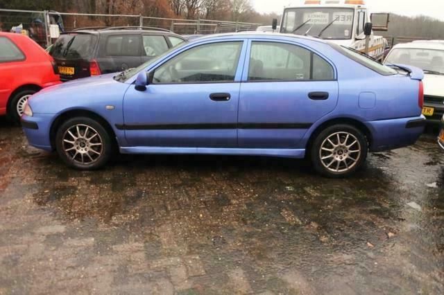 Occasion Mitsubishi Carisma 125 PK (91 kW) 1999 Blauw Hatchback
