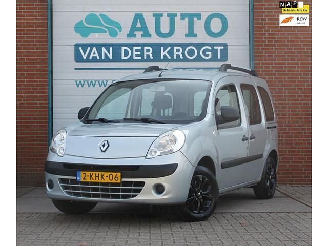 Grijs Gebruikt 2013 Renault Kangoo Authentique MPV | € 6.995 (Eerlijke prijs) - Afbeelding 1/4