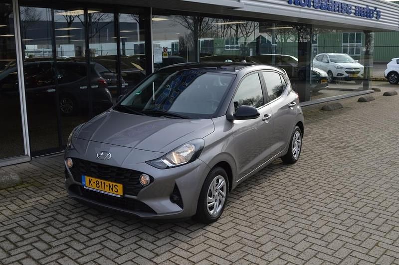 Occasion Hyundai i10 Comfort 2021 Grijs (metallic) Hatchback