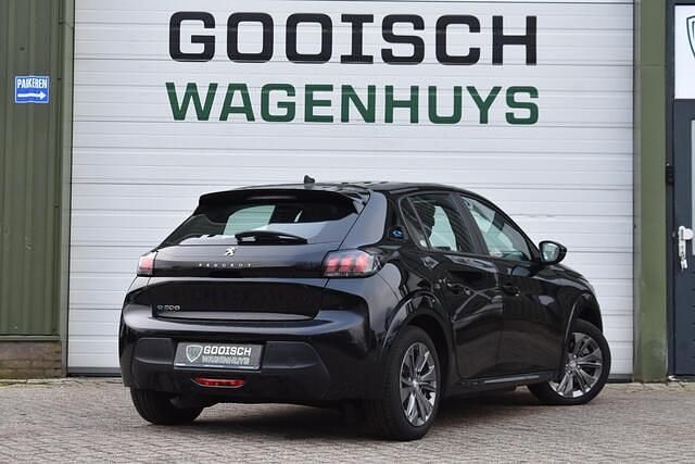 Occasion Peugeot e-208 Active 100 kW (136 PK) 2023 Zwart Hatchback