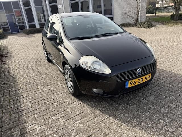 Occasion Fiat Grande Punto Dynamic 65 PK (47 kW) 2007 Zwart Hatchback