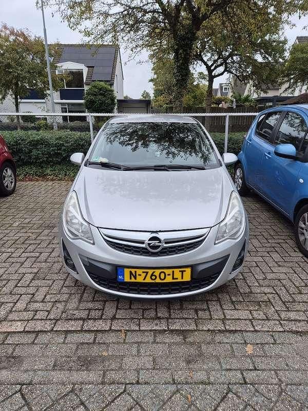 Zilver Gebruikt 2011 Opel Corsa MPV | € 1.250 (Super prijs) - Afbeelding 1/4