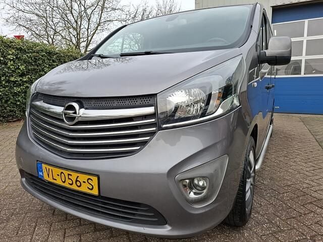 Occasion Opel Vivaro Sport 120 PK (88 kW) 2015 Grijs MPV