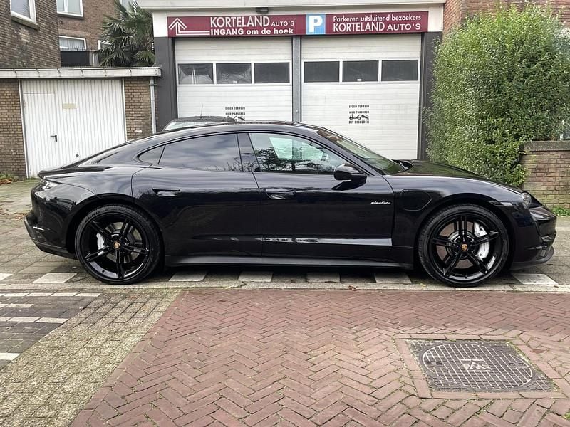 Occasion Porsche Taycan Performance Package 11 kW (15 PK) 2021 Zwart Sedan