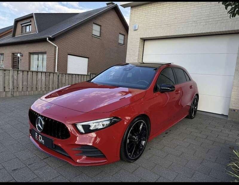 Rood Gebruikt 2018 Mercedes A200 Premium Stationwagen | € 25.000 (Eerlijke prijs) - Afbeelding 1/4