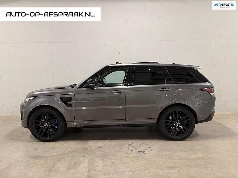 Grijs (metallic) Occasion 2016 Land Rover Range Rover SVR SUV | € 41.444 (Super prijs) - Afbeelding 1/4