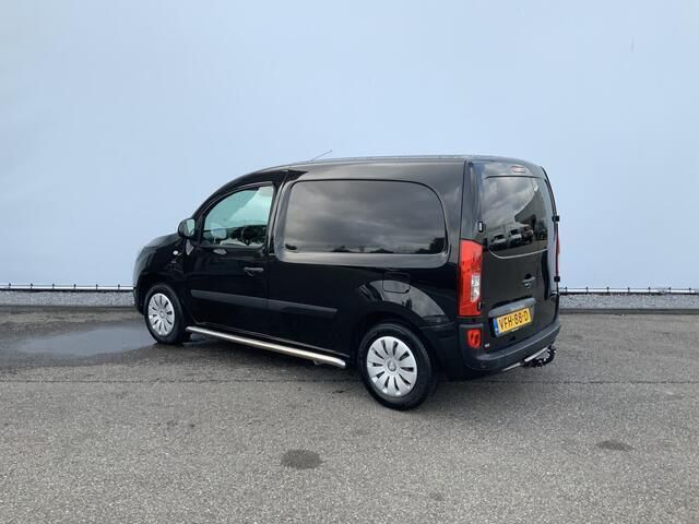 Occasion Mercedes Citan 109 Ambition 90 PK (66 kW) 2020 Zwart Van