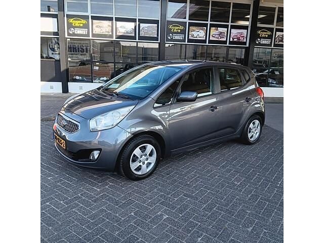 Grijs Gebruikt 2011 Kia Venga Hatchback | € 3.999 (Eerlijke prijs) - Afbeelding 1/4