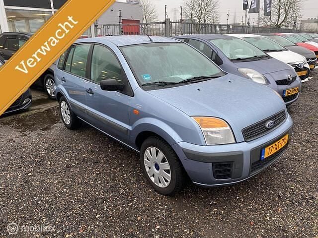Grijs Occasion 2007 Ford Fusion MPV | € 2.745 (Eerlijke prijs) - Afbeelding 1/4