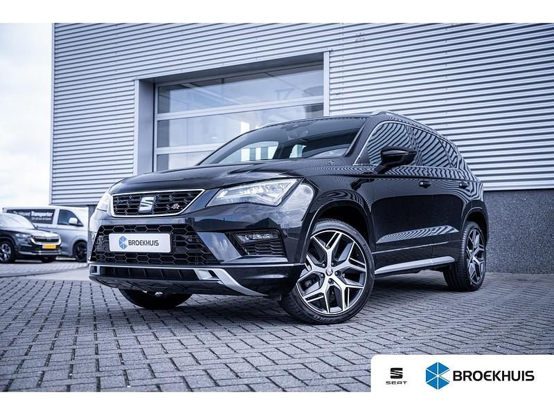 Zwart Gebruikt 2019 Seat Ateca 4Drive SUV | € 26.900 (Eerlijke prijs) - Afbeelding 1/4