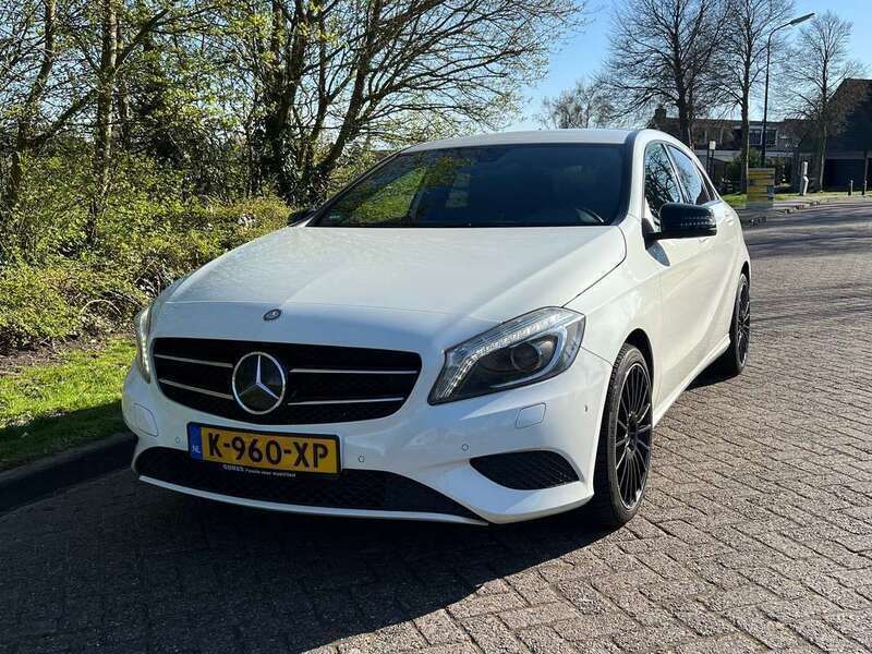 Wit Gebruikt 2012 Mercedes A200 Ambition Hatchback | € 11.500 (Eerlijke prijs) - Afbeelding 1/4