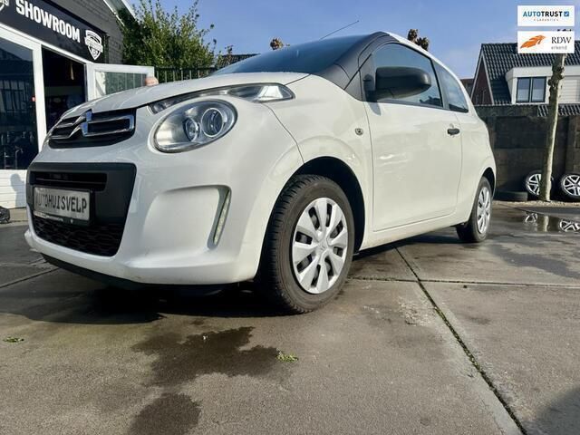 Wit Occasion 2015 Citroën C1 Feel Hatchback | € 5.700 (Eerlijke prijs) - Afbeelding 1/4