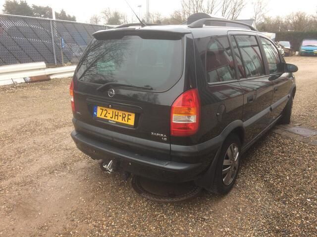 Occasion Opel Zafira 125 PK (91 kW) 2002 Zwart MPV