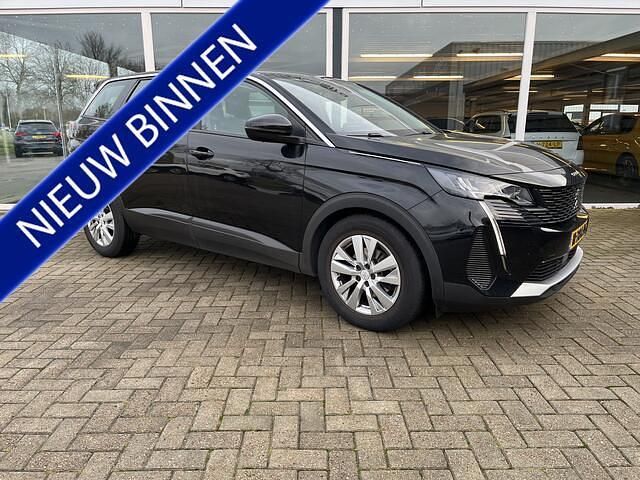 Zwart Gebruikt 2021 Peugeot 5008 Active MPV | € 18.995 (Goede deal) - Afbeelding 1/4